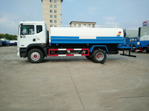 東風(fēng)D9灑水車(chē) 東風(fēng)D9灑水車(chē)