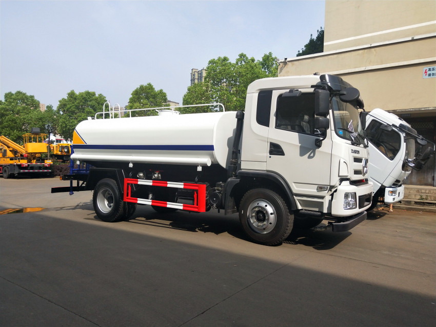 �����О�ˮ܇�N�ۣ������О�ˮ܇�S���N���������О�ˮ܇�S��ֱ�N��؛������