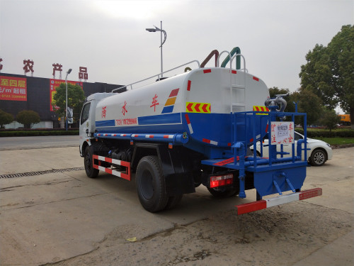 8方灑水車 8方灑水車
