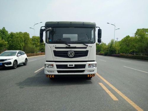 東風T5灑水車1 東風T5灑水車1