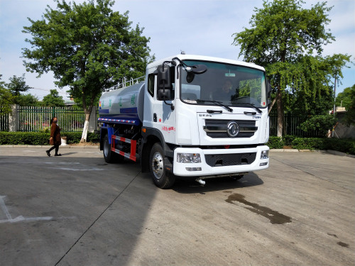 東風(fēng)D9多利卡灑水車︱15方灑水車-15噸灑水車廠家價(jià)格報(bào)價(jià)-湖北程力集團(tuán) 東風(fēng)D9多利卡灑水車︱15方灑水車-15噸灑水車廠家價(jià)格報(bào)價(jià)-湖北程力集團(tuán)