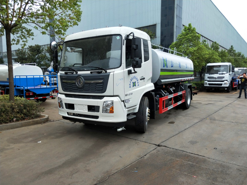 �|�L(f��ng)���\��ˮ܇����(gu��)��13����ˮ܇��һ�_(t��i)��ˮ܇��(b��o)�r(ji��)����