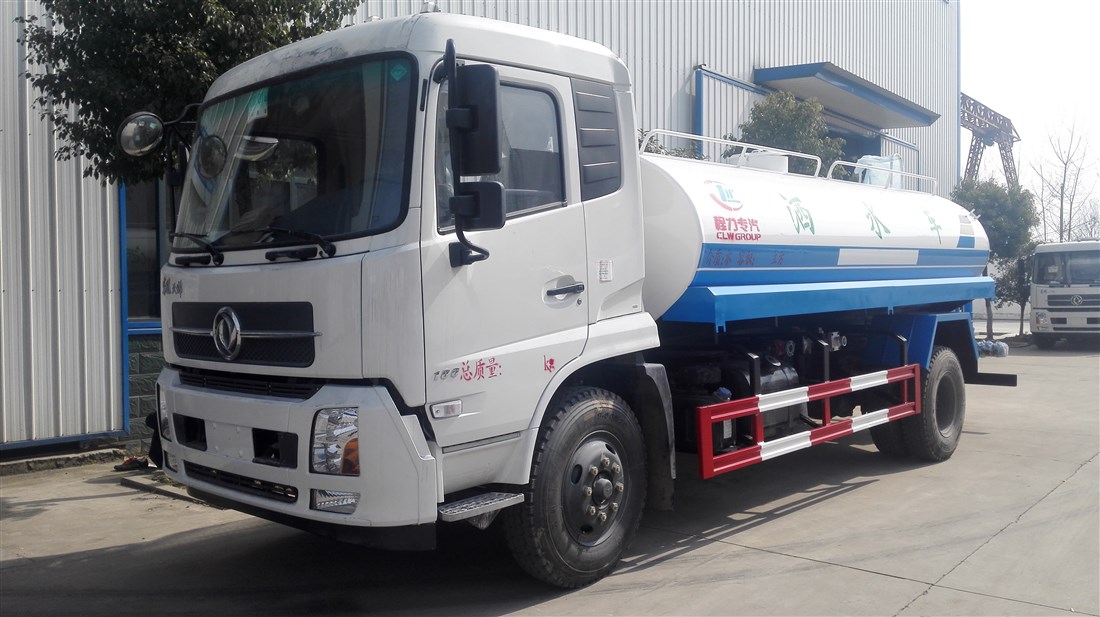 一輛全新東風12方灑水車廠家報價多少 一輛全新東風12方灑水車廠家報價多少