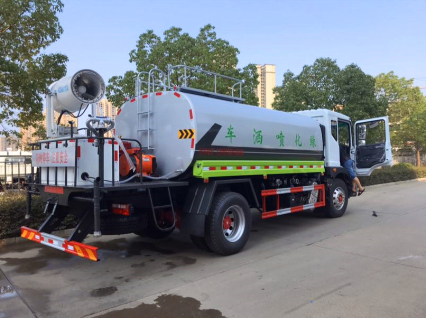 ��ˎ܇(ch��)��̖(h��o)�Rȫ�Ğ�ˮ܇(ch��)�S�҃�(y��u)�ݴ��N(xi��o) �|�L(f��ng)���145�G����ˮ܇(ch��)