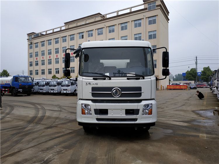 東風(fēng)國六灑水車廠家報價_8噸灑水車_10-12噸國六灑水車 東風(fēng)國六灑水車廠家報價_8噸灑水車_10-12噸國六灑水車