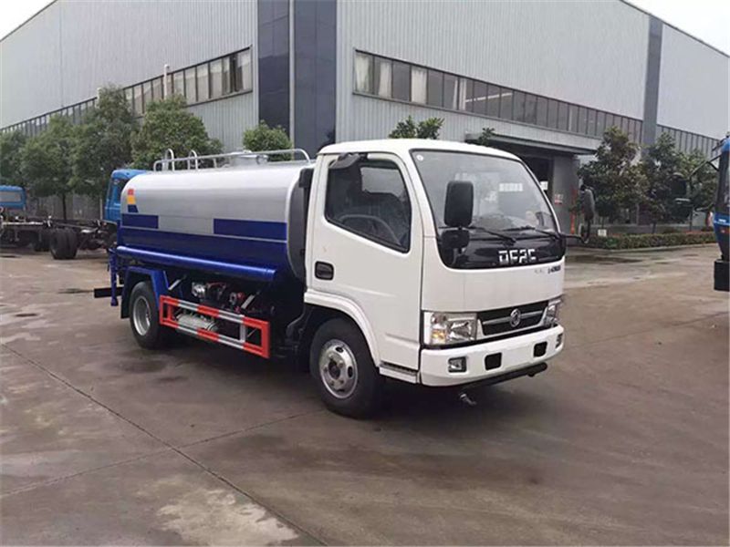 東風5噸灑水車價格-5噸灑水車加霧炮需要多少錢 東風5噸灑水車價格-5噸灑水車加霧炮需要多少錢