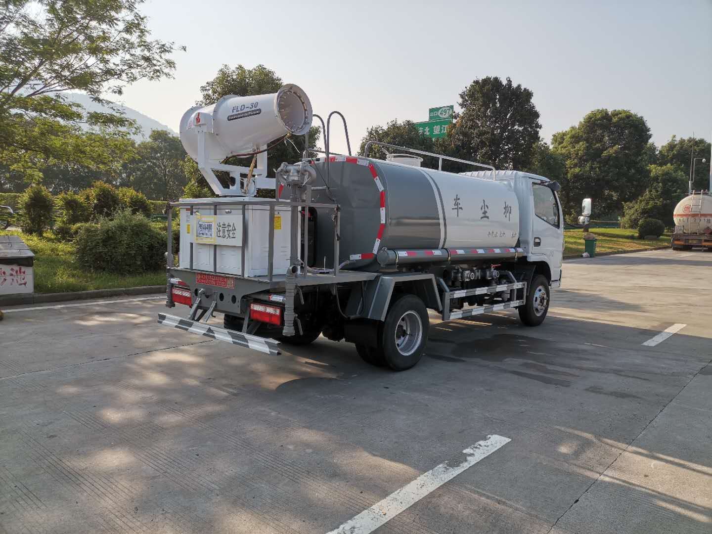 東風灑水車跑著突然沒勁了-灑水車沒勁了該怎么辦 東風灑水車跑著突然沒勁了-灑水車沒勁了該怎么辦