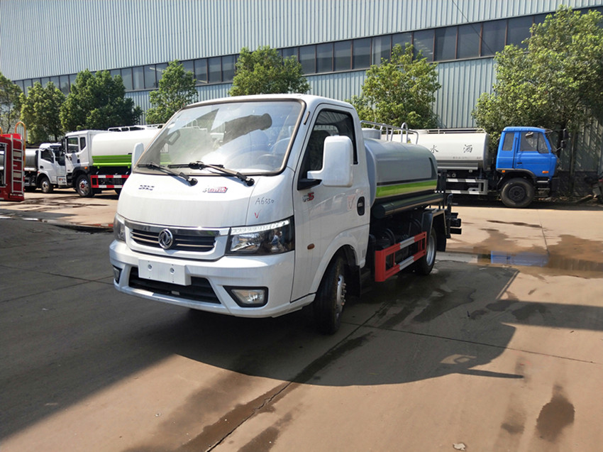 廠區用小型灑水車多少錢-多功能灑水車價格-程力灑水車生產廠家 廠區用小型灑水車多少錢-多功能灑水車價格-程力灑水車生產廠家