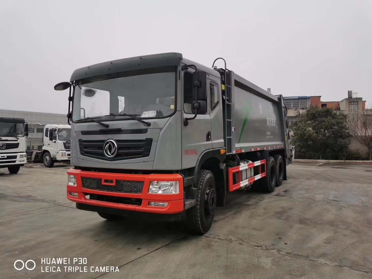 東風(fēng)18方后裝壓縮垃圾車圖片-東風(fēng)后裝壓縮垃圾車價(jià)格報(bào)價(jià)-湖北盈通 東風(fēng)18方后裝壓縮垃圾車圖片-東風(fēng)后裝壓縮垃圾車價(jià)格報(bào)價(jià)-湖北盈通