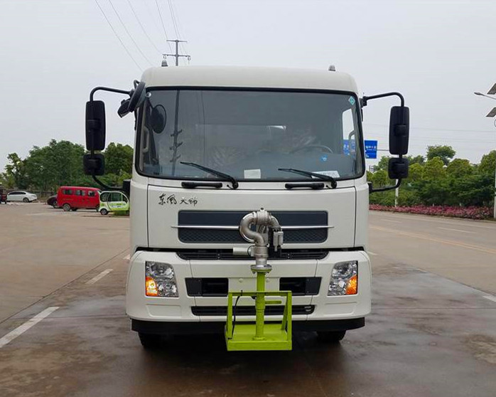 ƽ�ɽ80���F��܇(ch��) 10���։m܇(ch��) һ�vҲ�����l(f��)�r(ji��)