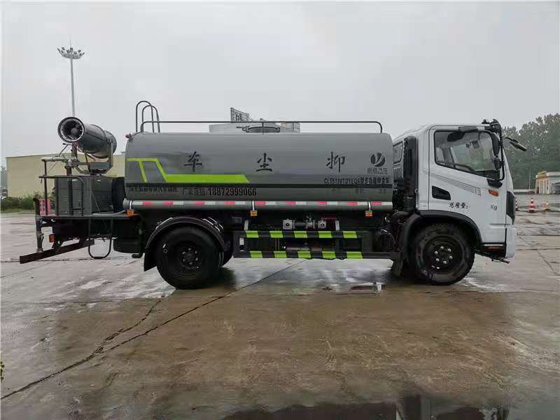 灑水車專業(yè)生產(chǎn)廠家 灑水車專業(yè)生產(chǎn)廠家