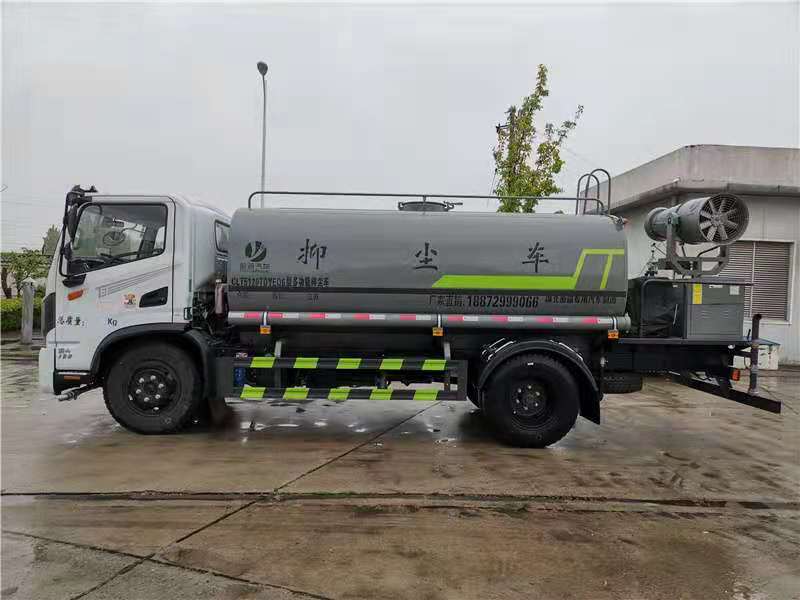 灑水車專業(yè)生產(chǎn)廠家 灑水車專業(yè)生產(chǎn)廠家