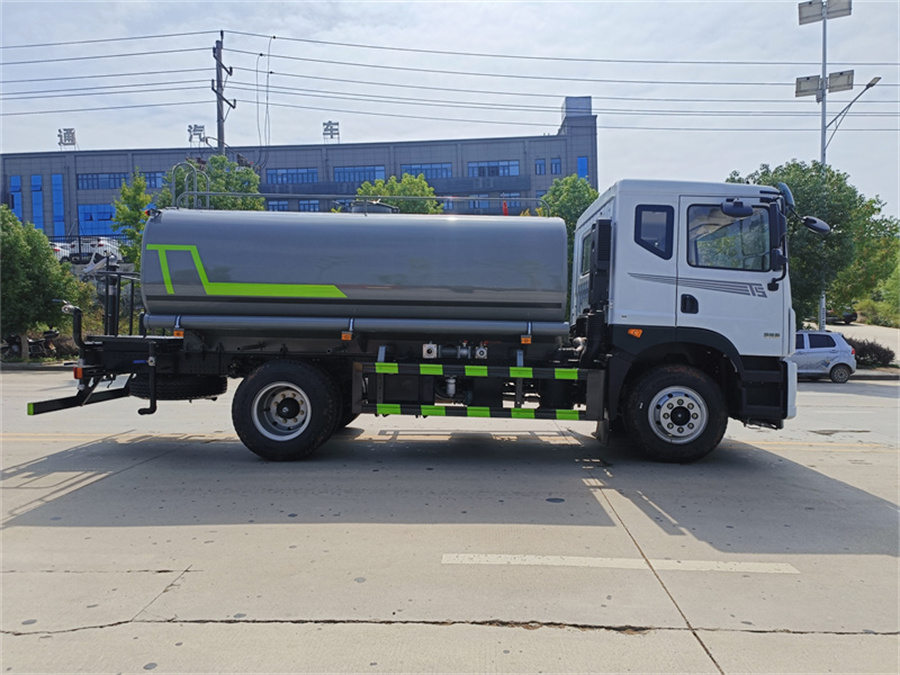 12����ˮ܇-�|�L(f��ng)�¿�12����ˮ܇