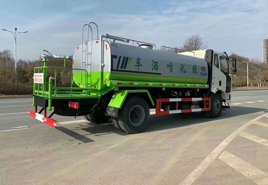 一汽解放12噸國六灑水車圖片后面圖