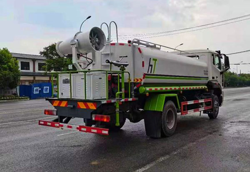 �������12����(gu��)����ˮ܇(ch��)����D